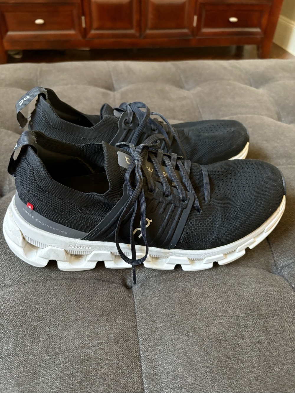 On Running Women’s Black and White Cloudswift Running Shoes - Picture 5 of 9